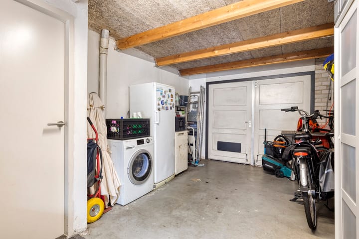 Foto 27 van Weerselosestraat 241