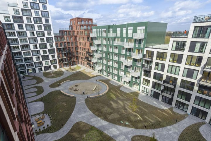 Photo 11 of Mies van der Rohestraat 189