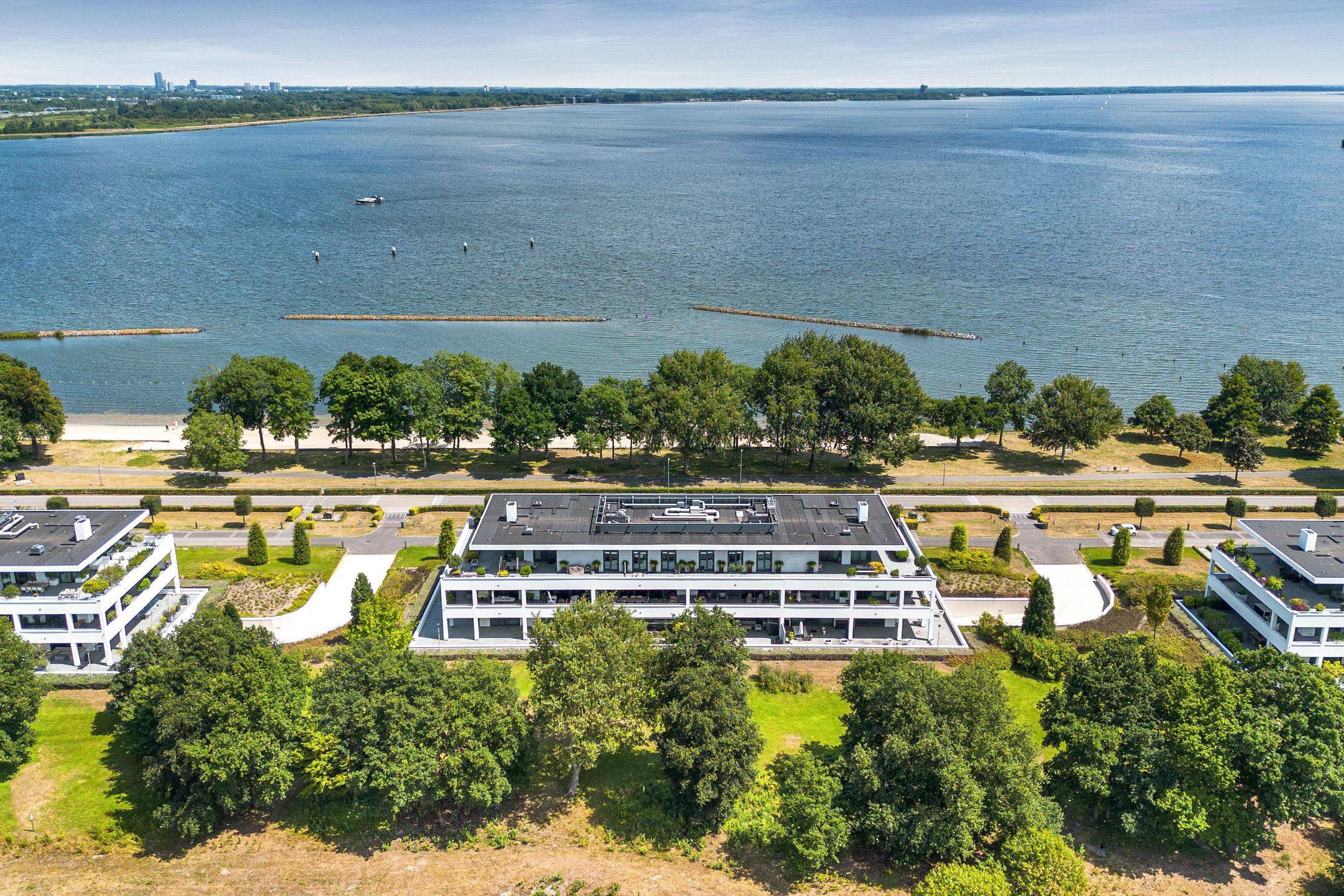 Photo 45 of IJsselmeerweg 67