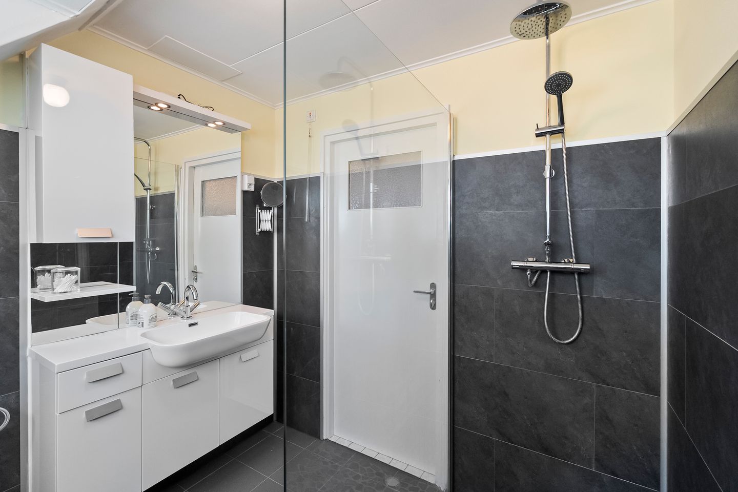 Foto 29 van Terpweg 4