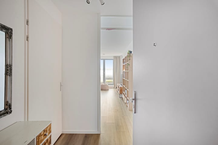 Foto 9 van Frederik Hendriklaan 50-B05