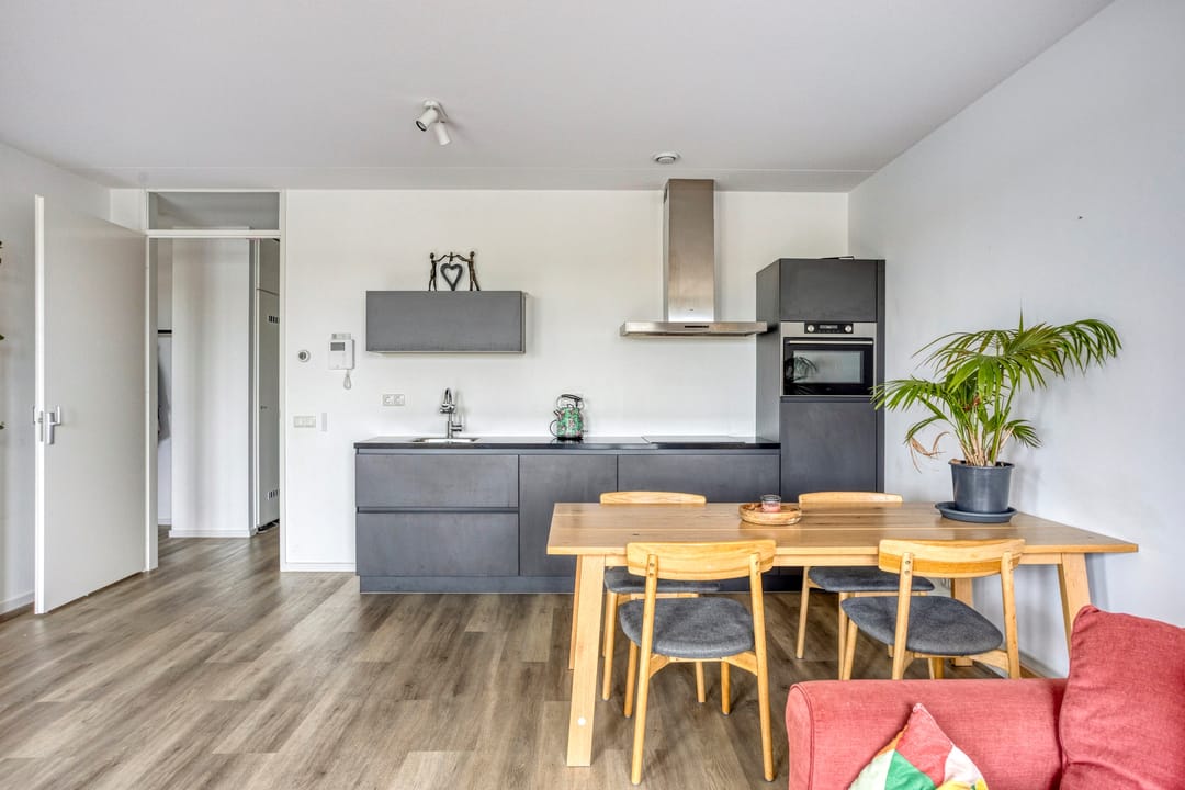 Foto 16 van Frederik Hendriklaan 50-B05