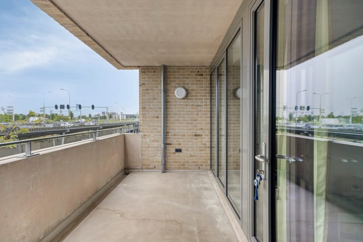 Foto 26 van Frederik Hendriklaan 50-B05