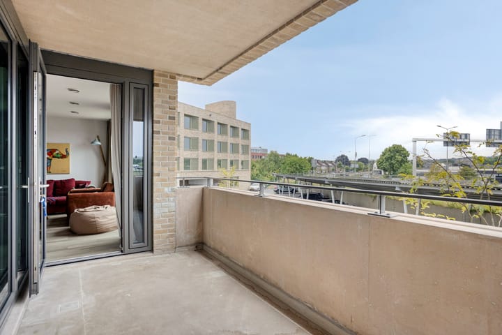 Foto 27 van Frederik Hendriklaan 50-B05