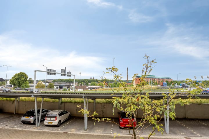 Foto 29 van Frederik Hendriklaan 50-B05