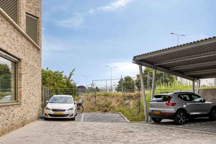 Foto 30 van Frederik Hendriklaan 50-B05