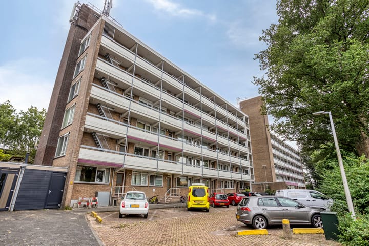 Photo 22 of Mr. F.A. van Hallweg 110