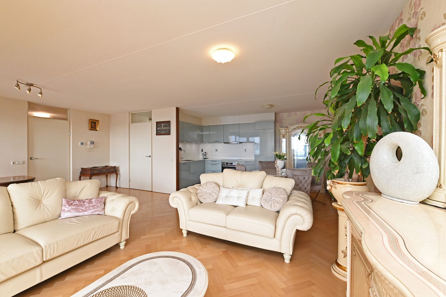 Foto 14 van Dr H. Colijnlaan 372