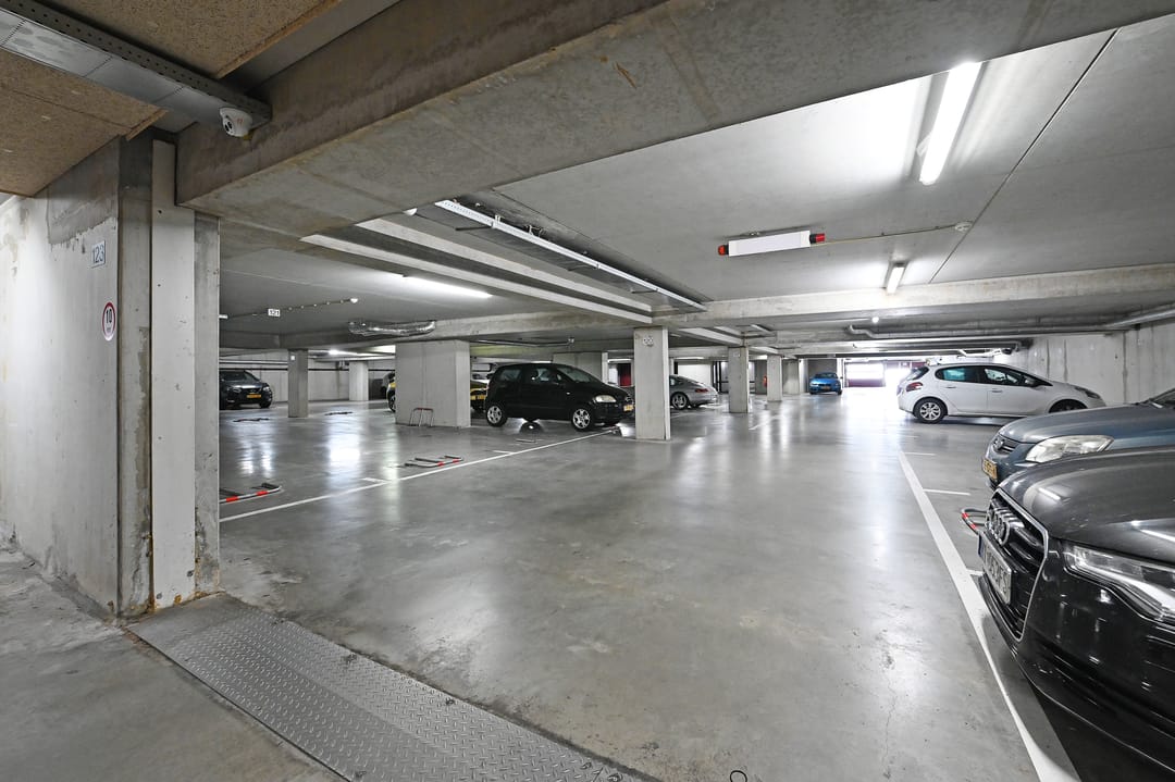 Foto 37 van Dr H. Colijnlaan 372