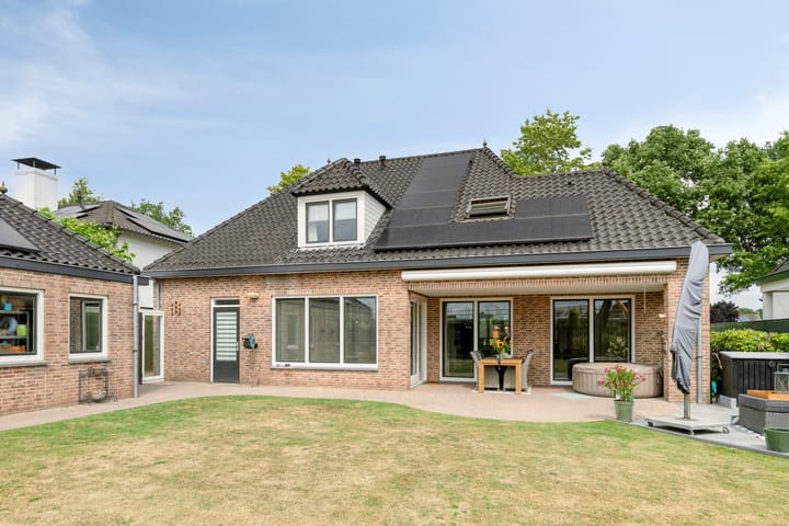 Bekijk foto van Sterkselseweg 42