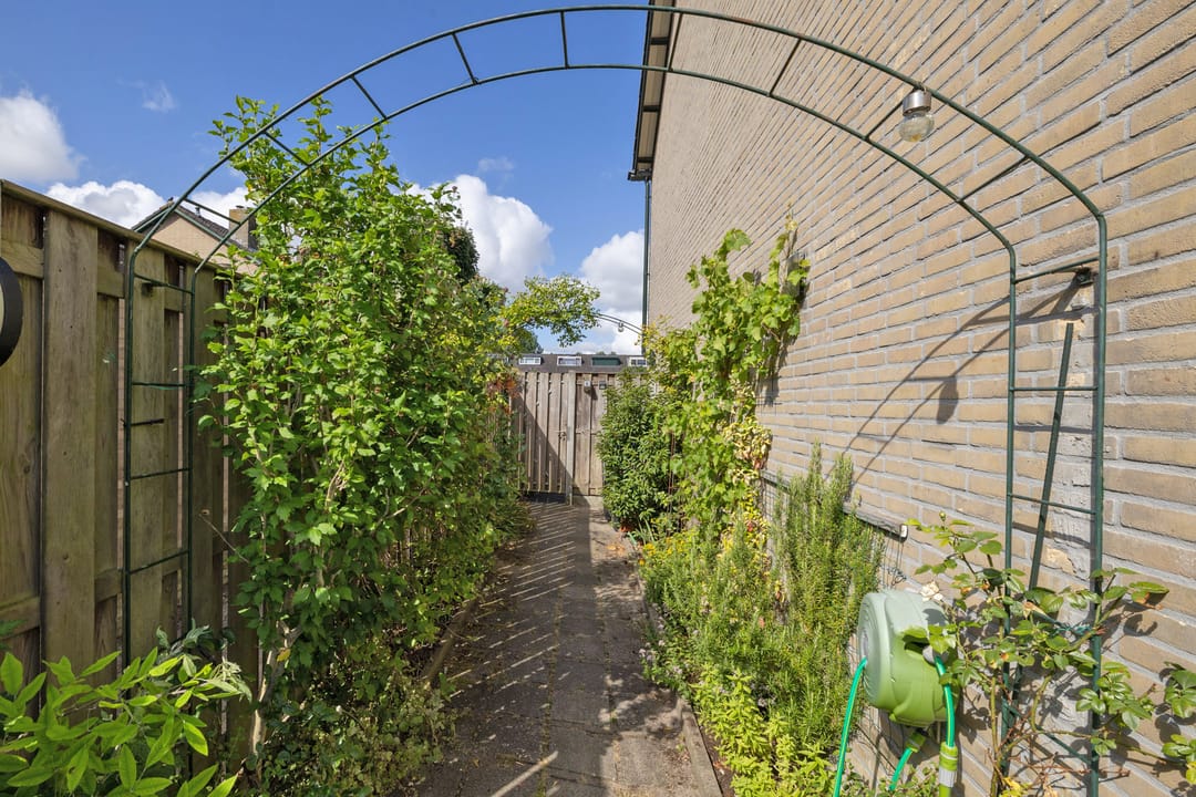 Foto 16 van Mr.J.C.Bührmannlaan 79