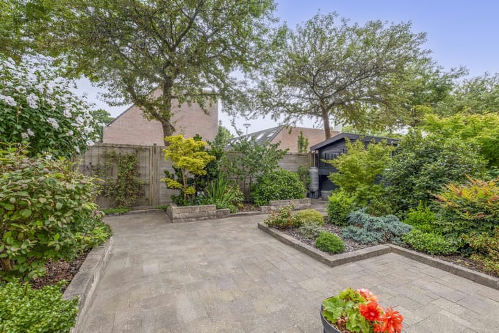 Foto 4 van Schrijnwerker 19