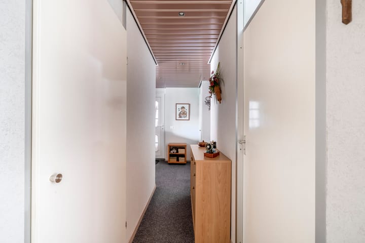 Photo 13 of Schrijnwerker 19