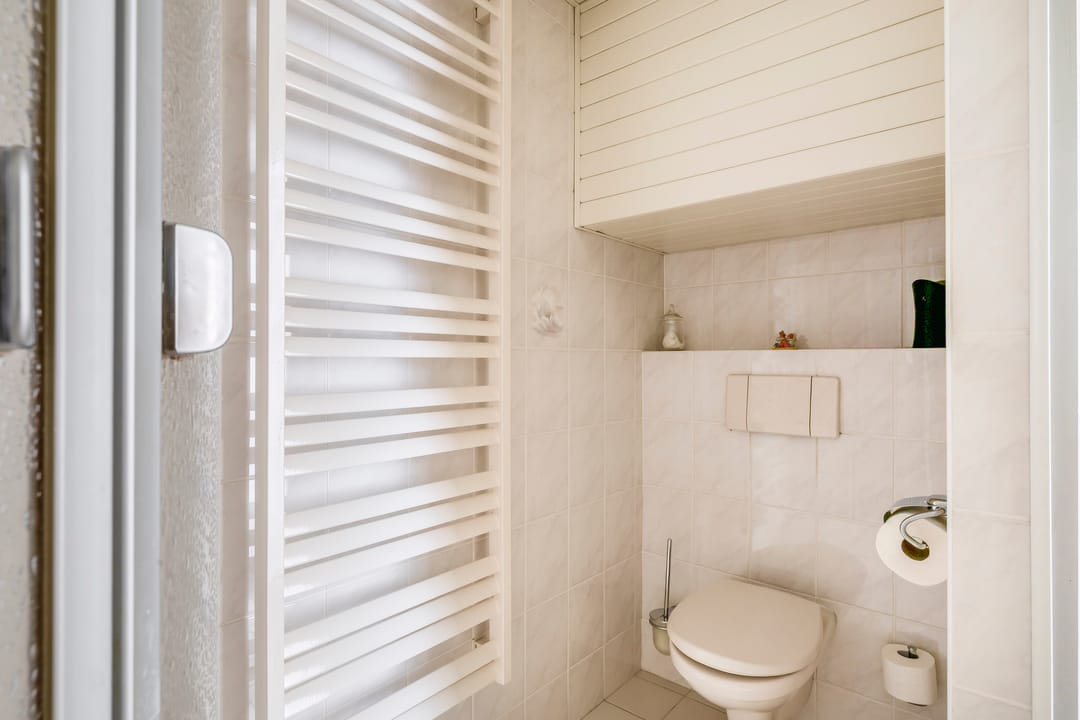 Foto 17 van Schrijnwerker 19