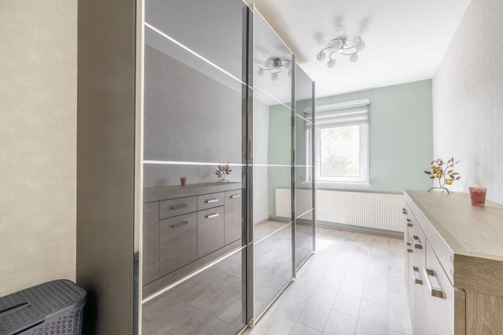 Photo 20 of Schrijnwerker 19