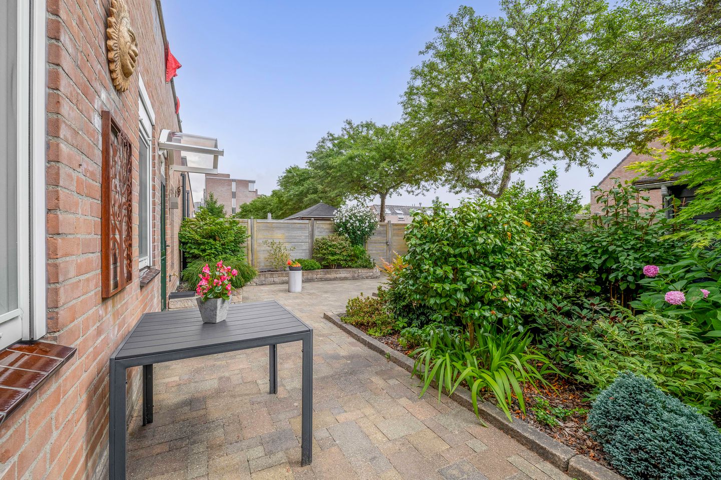 Foto 25 van Schrijnwerker 19