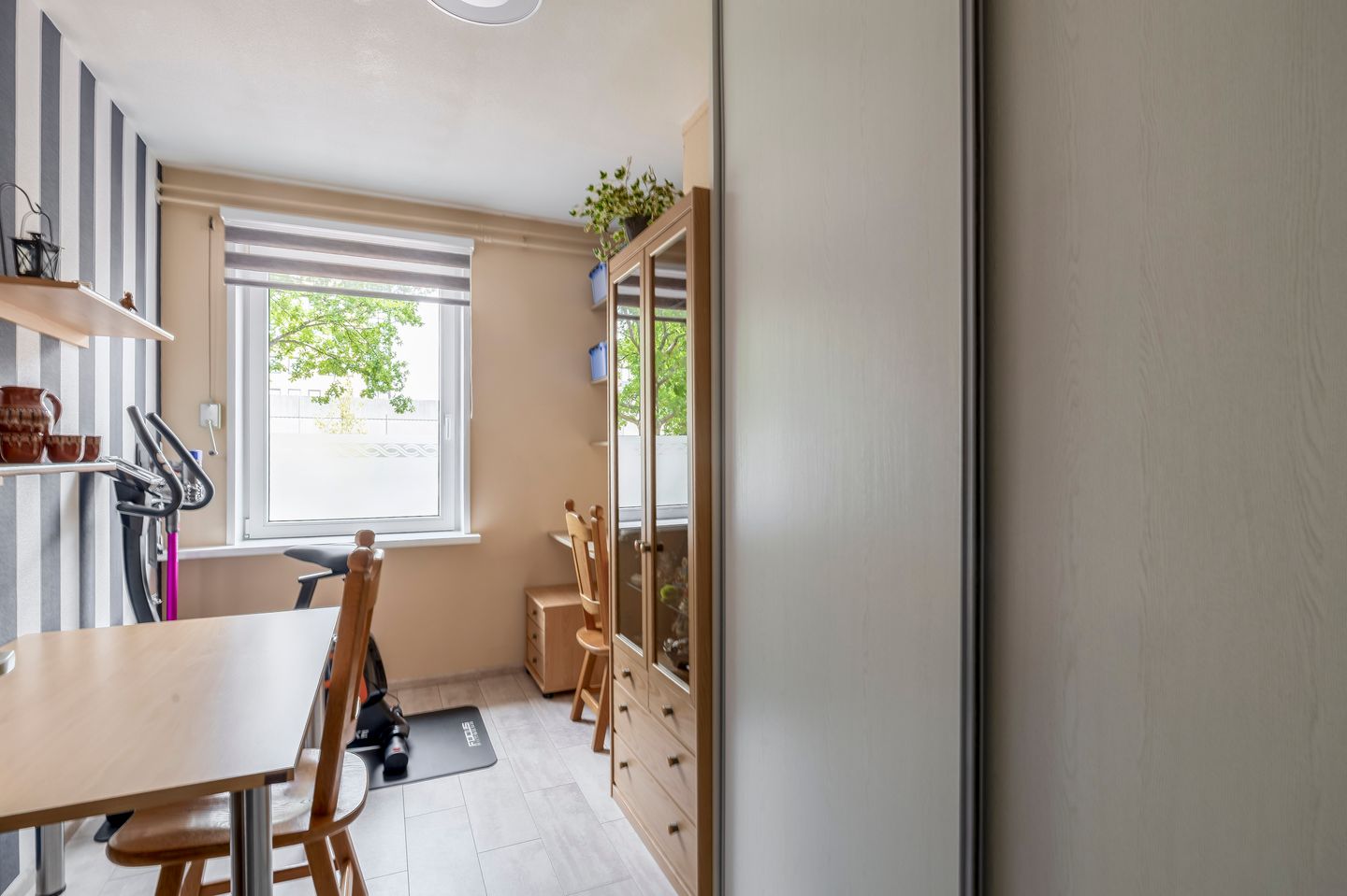 Foto 34 van Schrijnwerker 19