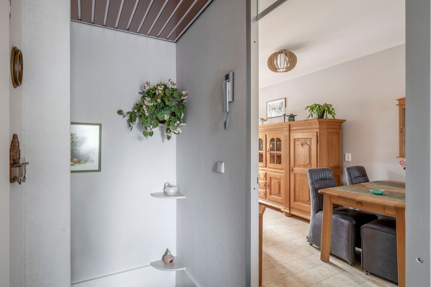 Foto 35 van Schrijnwerker 19