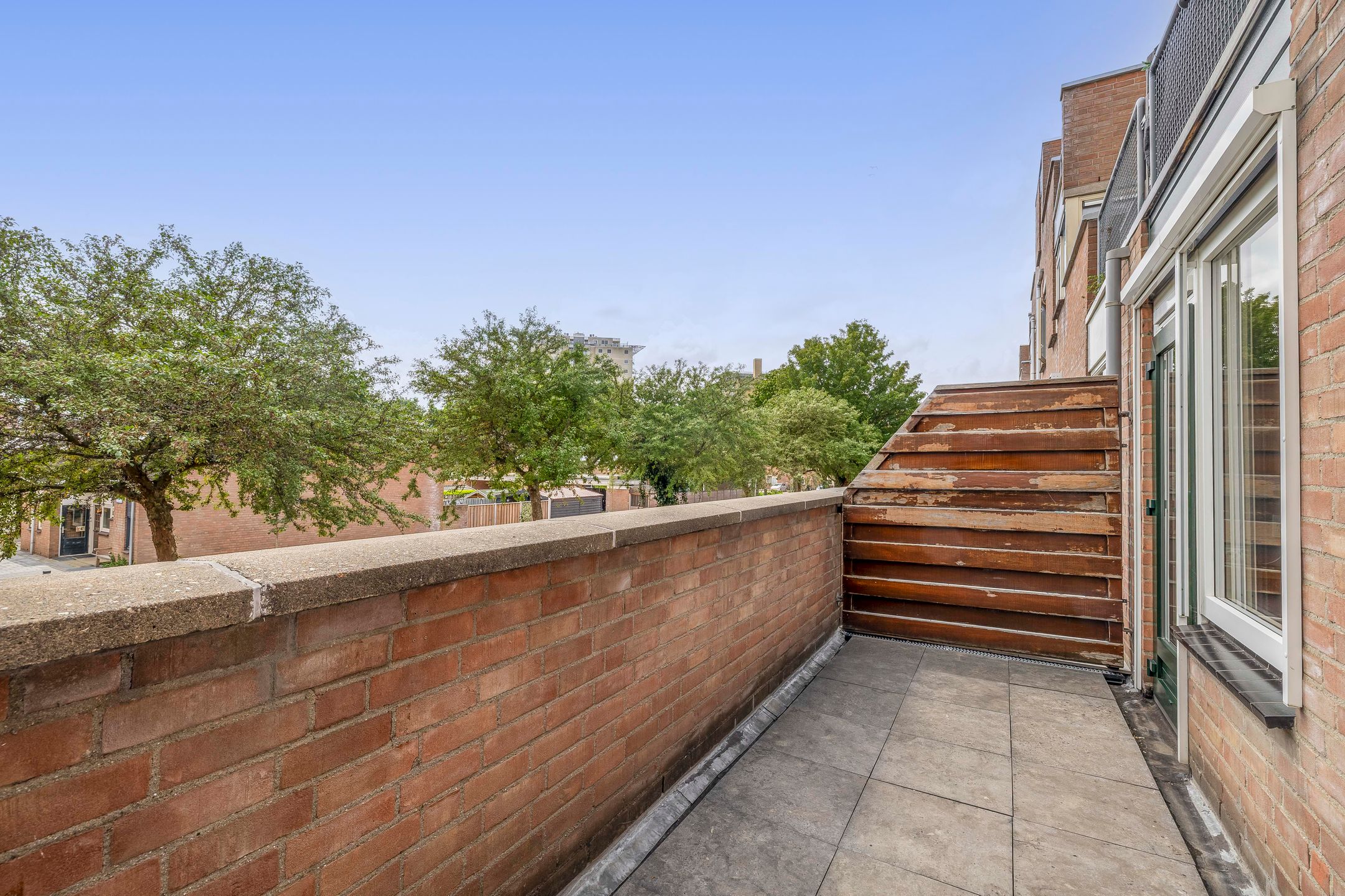 Foto 42 van Schrijnwerker 19