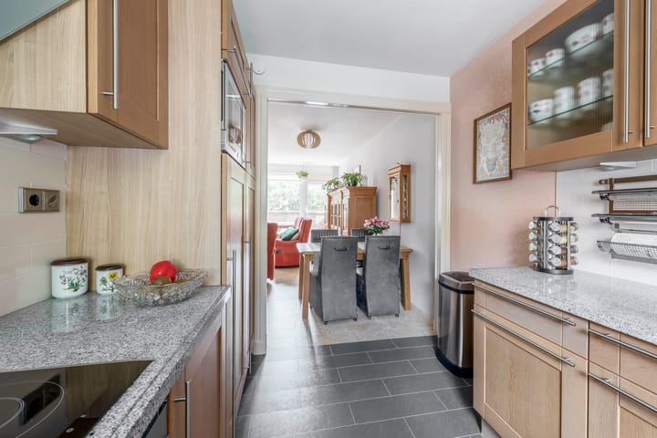 Photo 48 of Schrijnwerker 19