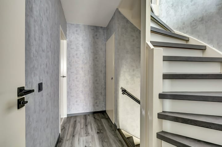 Photo 19 of Troubadour 6