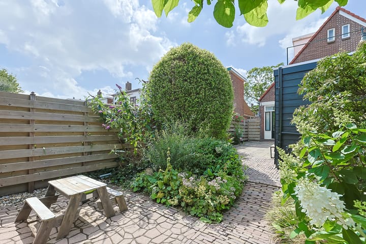 Foto 46 van Rozenstraat 18