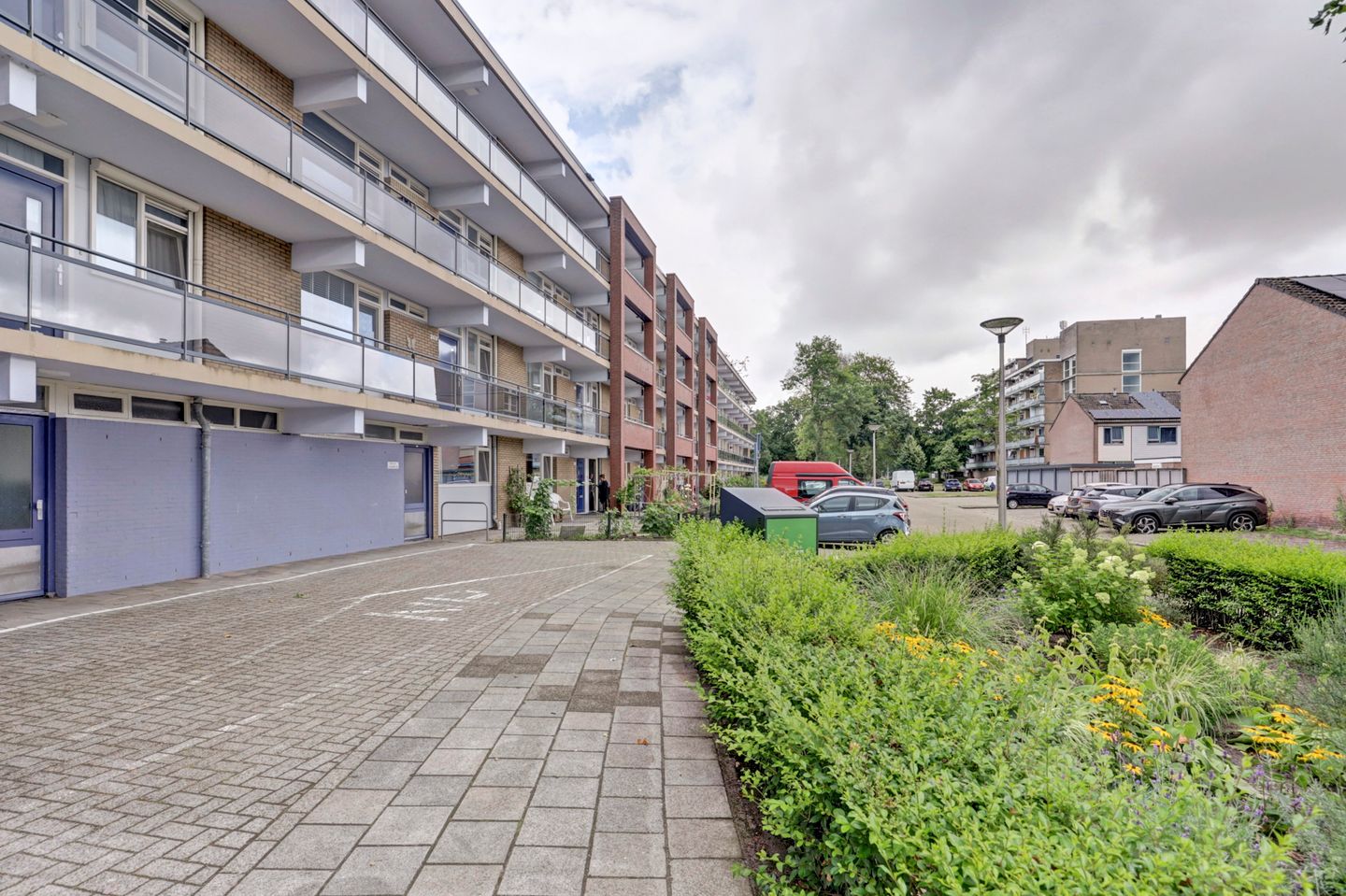 Photo 4 of Geessinkweg 295-A