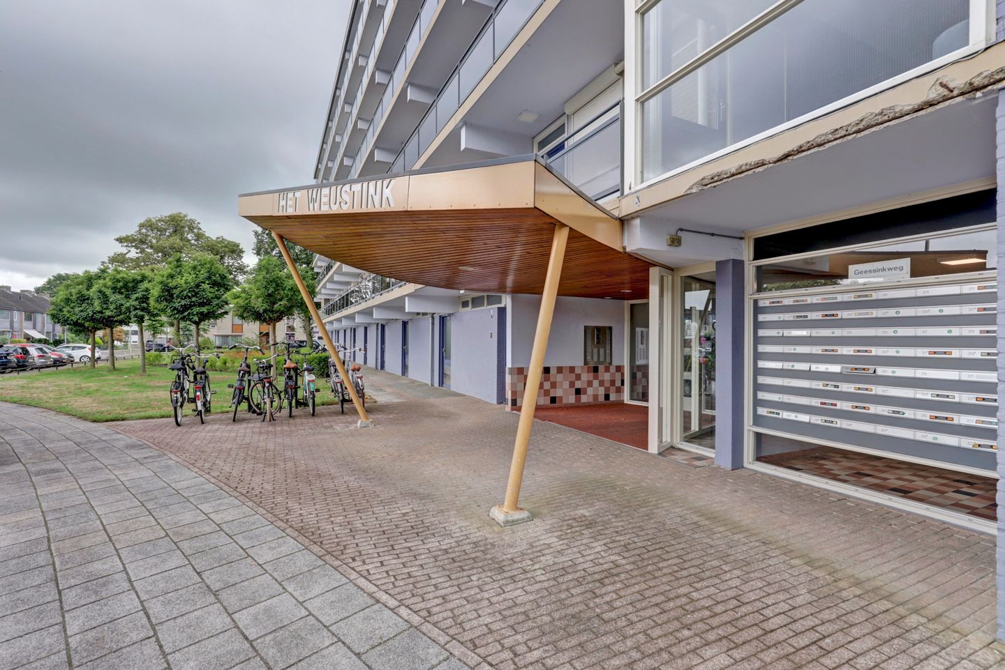 Photo 5 of Geessinkweg 295-A