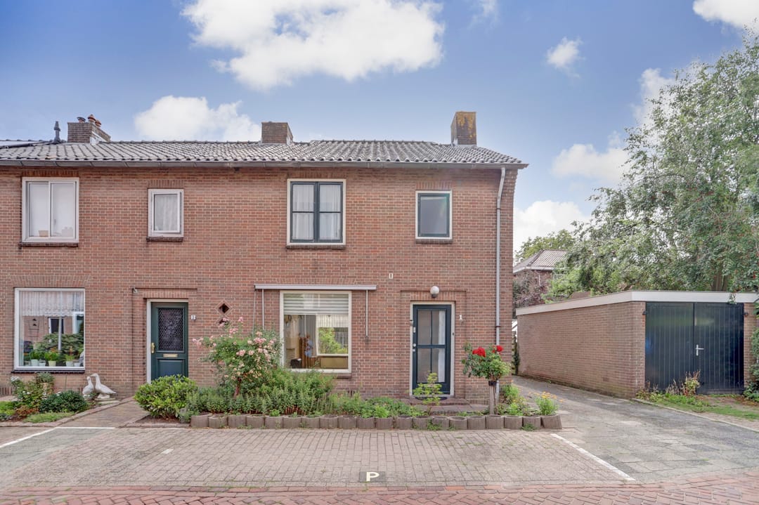 Foto 1 van Zederikstraat 1