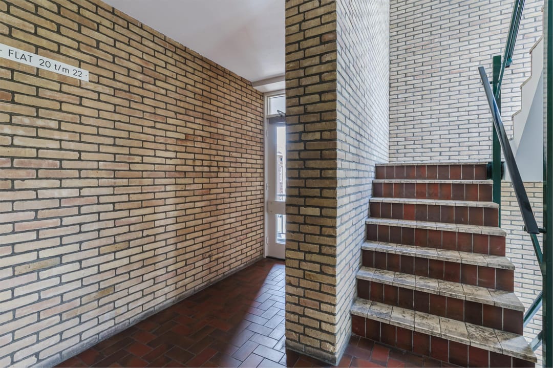 Foto 8 van Eemnesserweg 7-A20