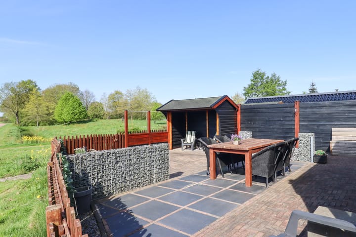 Photo 51 of Legebuorren 1