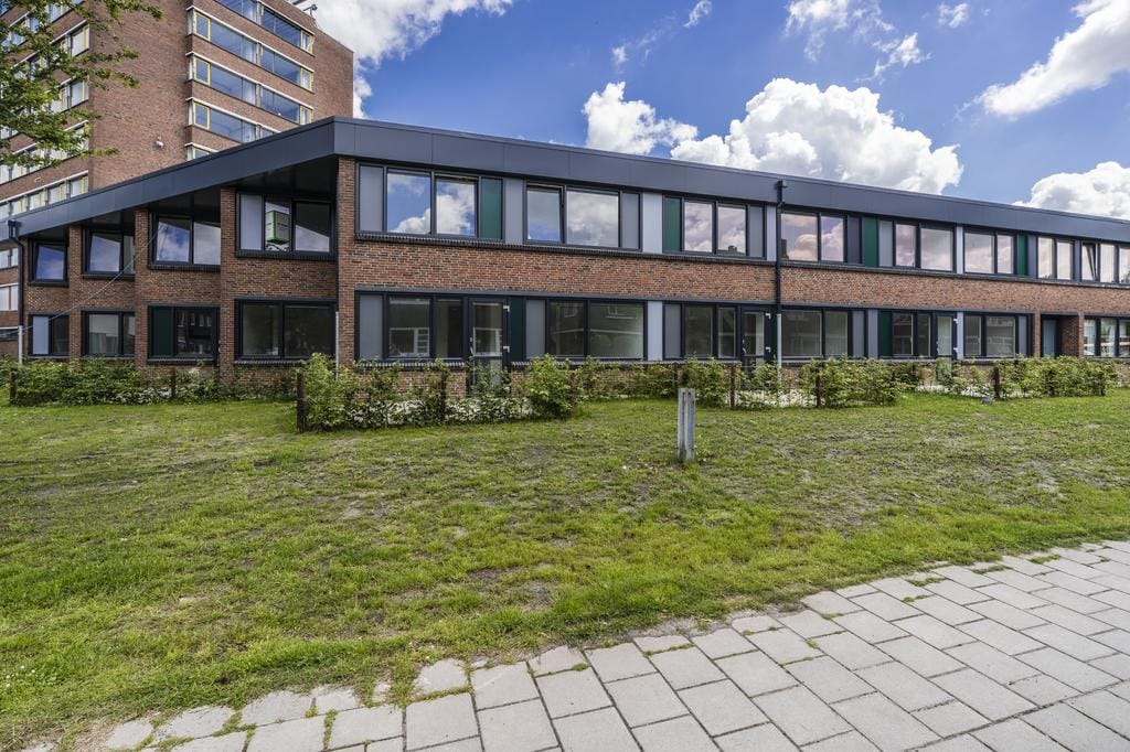 Burg. Schönfeldsingel 77