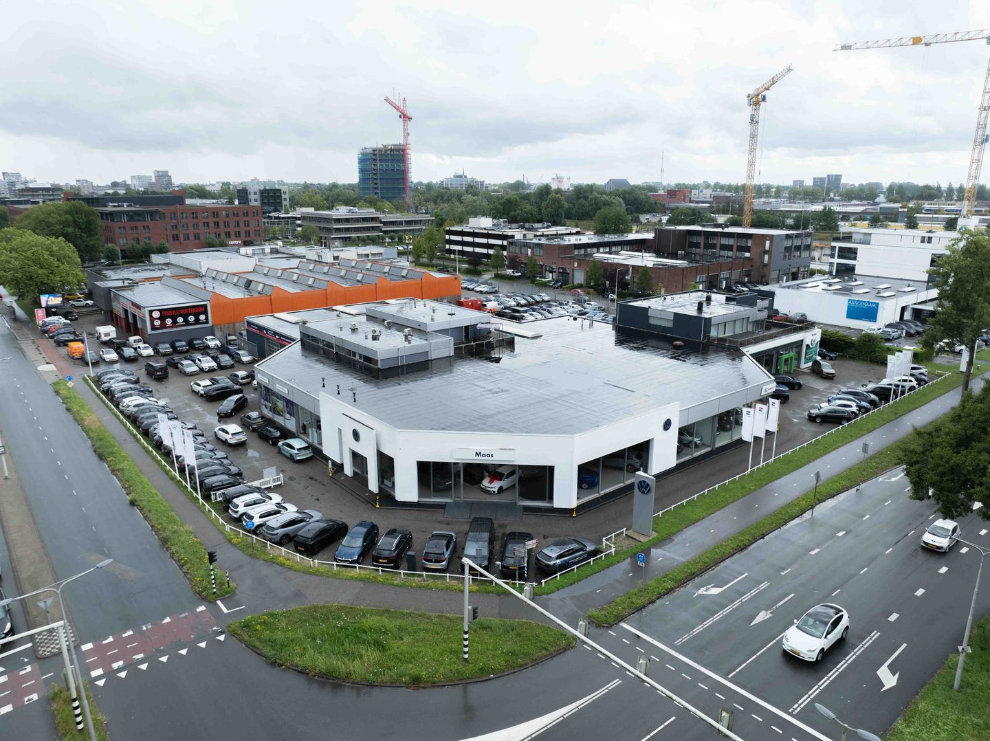 Bekijk foto 1 van Burgemeester van Reenensingel 117