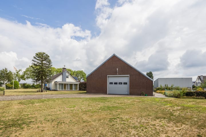 Photo 3 of Voltastraat 20