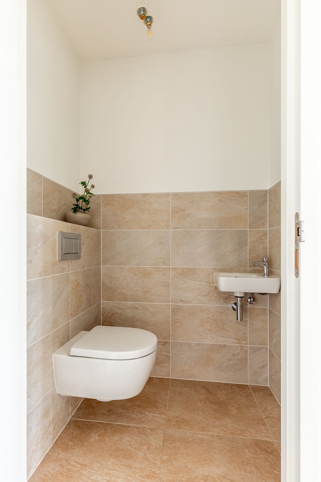 Photo 23 of Claus Sluterweg 273