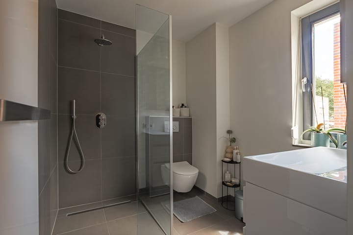 Foto 13 van Largostraat 16