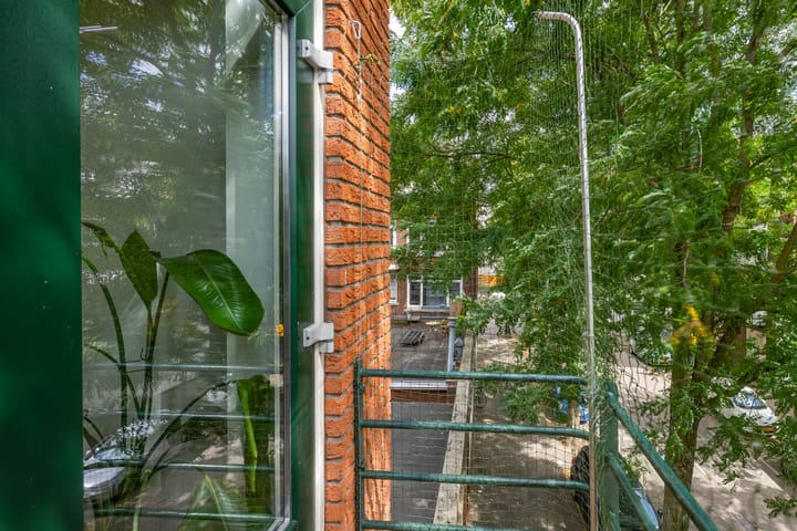 Photo 10 of Zweedsestraat 95-B02