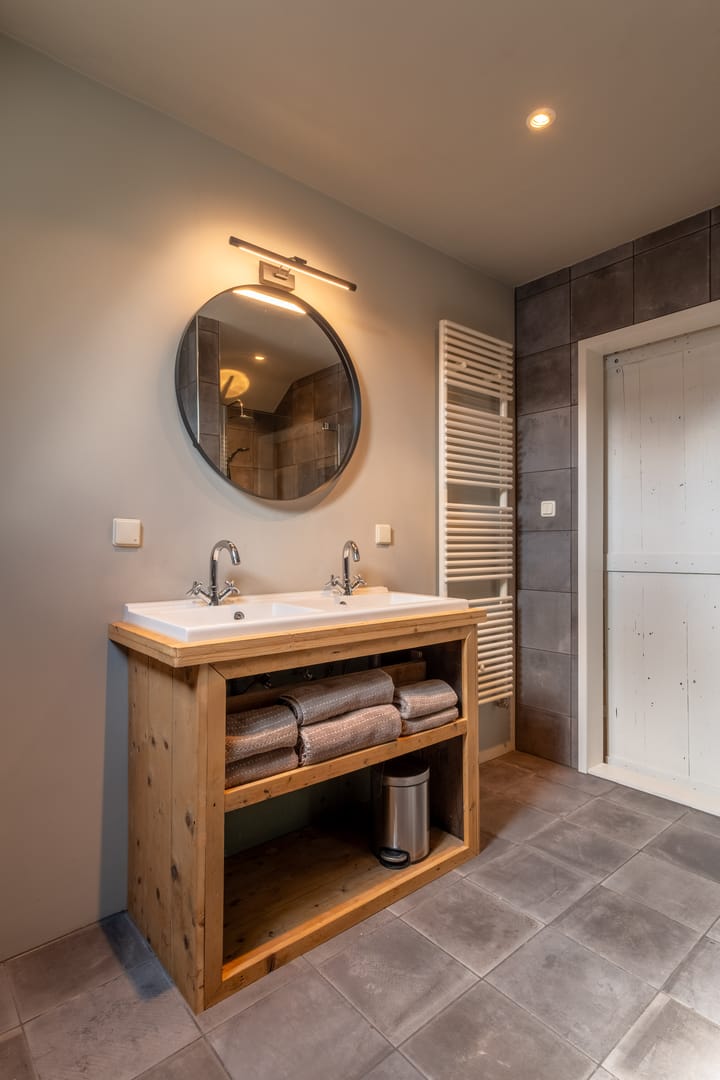 Photo 40 of Buorren 74