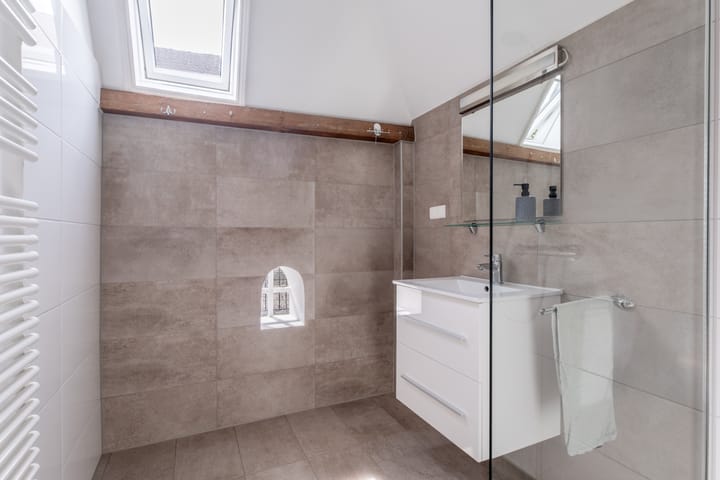 Photo 47 of Buorren 74