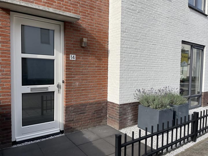 Photo 2 of Phoenix 14