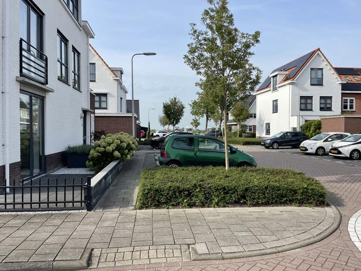 Photo 10 of Phoenix 14