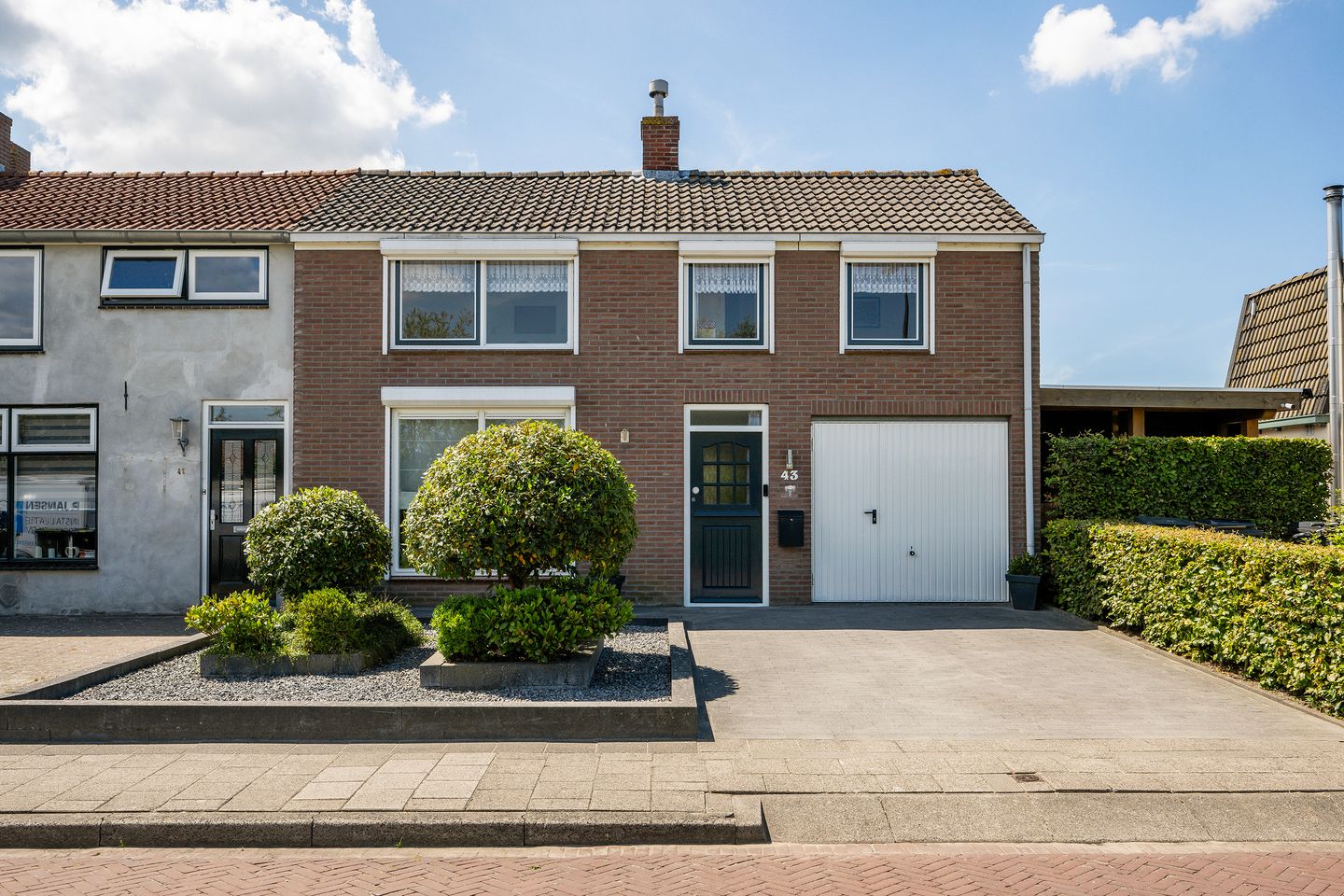 Foto 1 van Dorpsweg 43