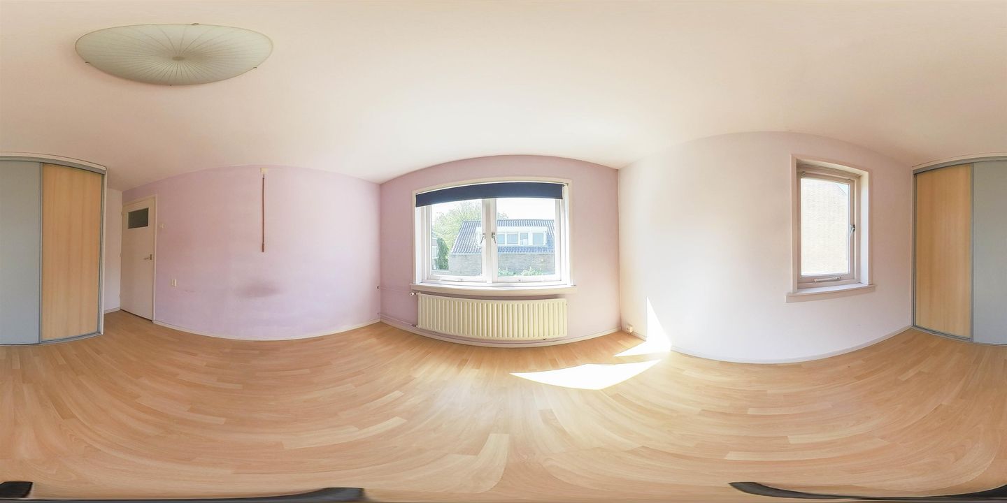 Photo 44 of Kwaadeindstraat 146