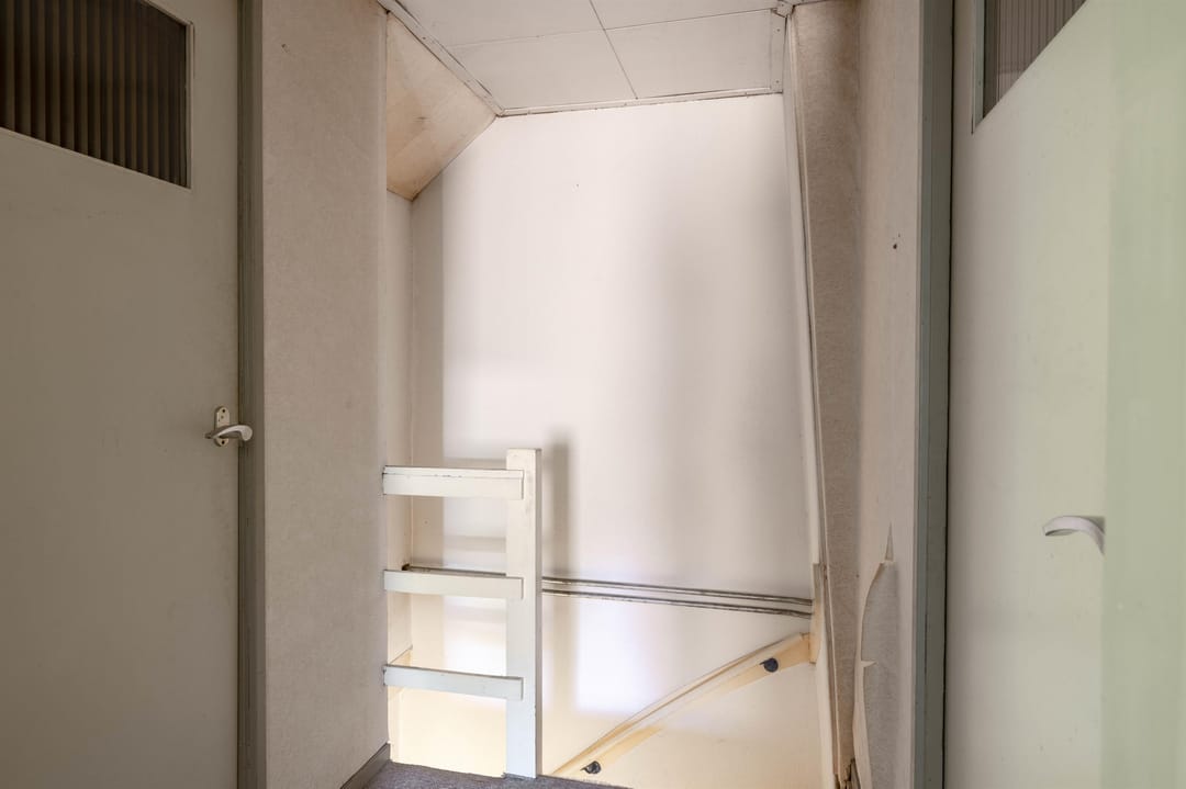 Photo 28 of Kwaadeindstraat 146