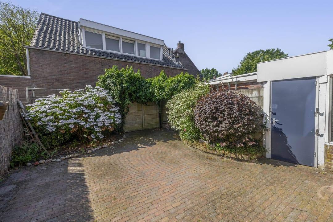Photo 31 of Kwaadeindstraat 146