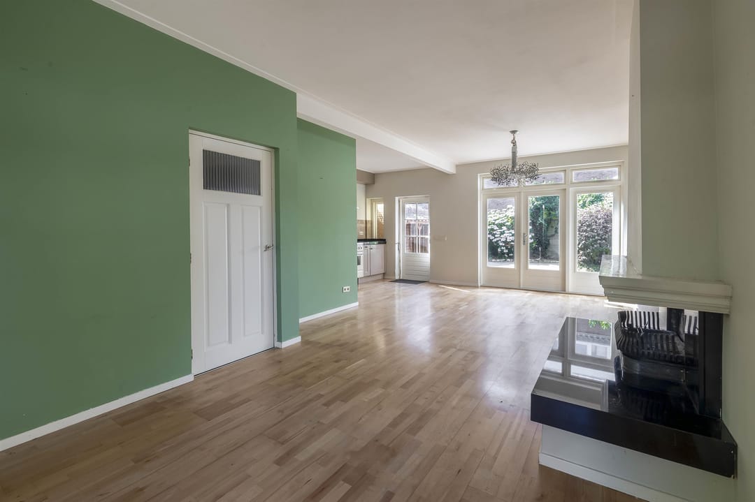 Photo 8 of Kwaadeindstraat 146