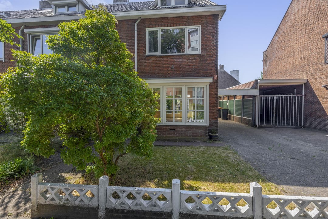 Photo 38 of Kwaadeindstraat 146