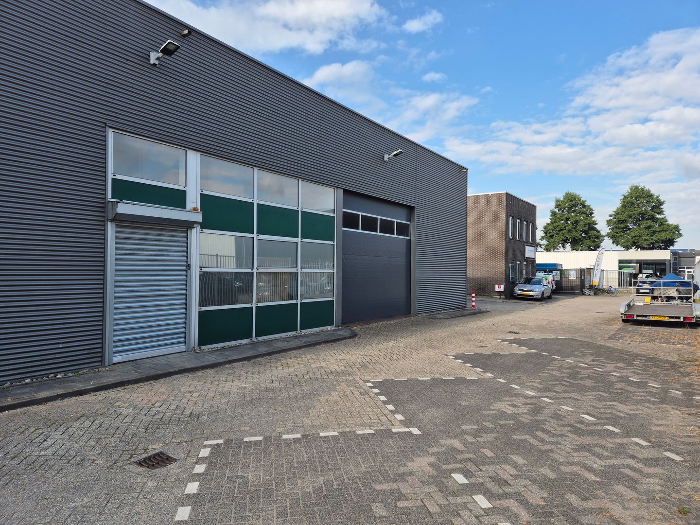 View photo 5 of Ohmweg 9-a