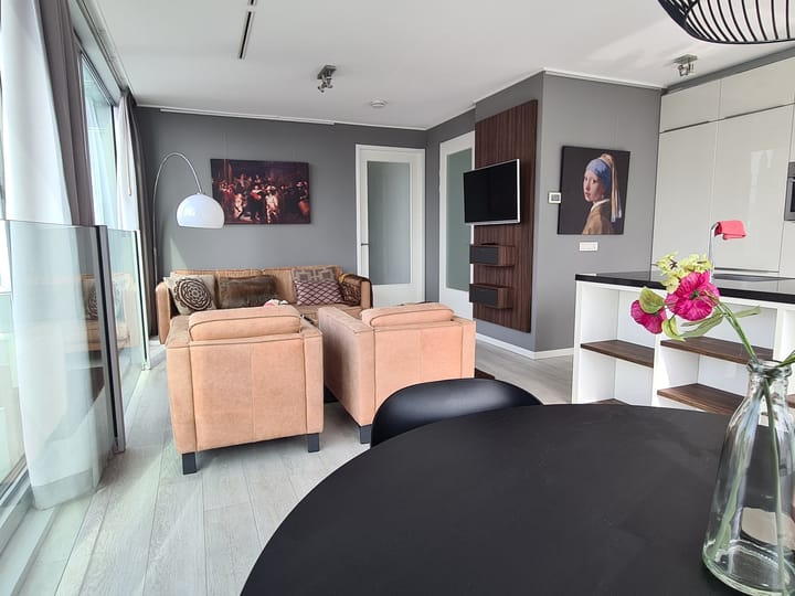 Foto 2 van Halvemaanpassage 87