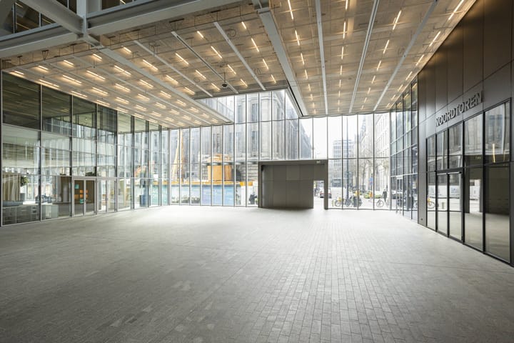 Foto 4 van Halvemaanpassage 87